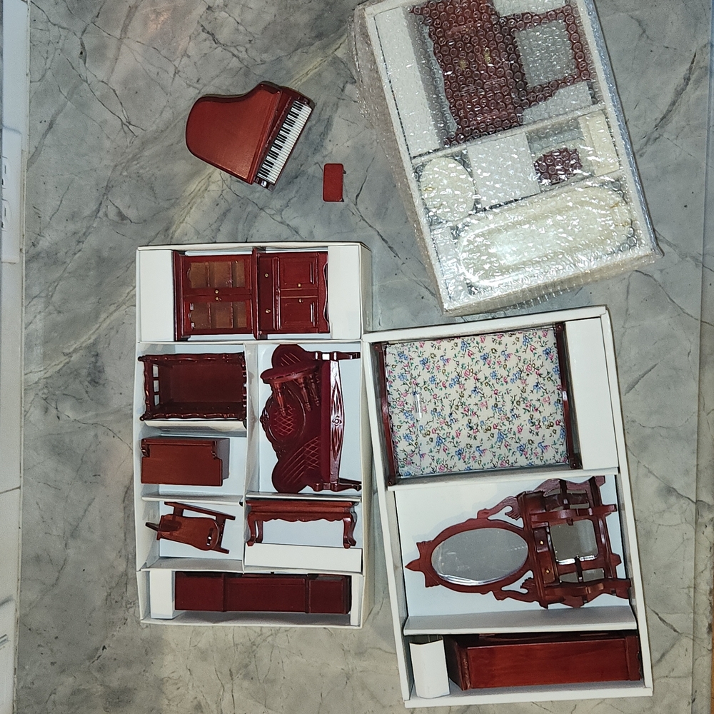 21 pieces of cherry stained wood dollhouse furniture